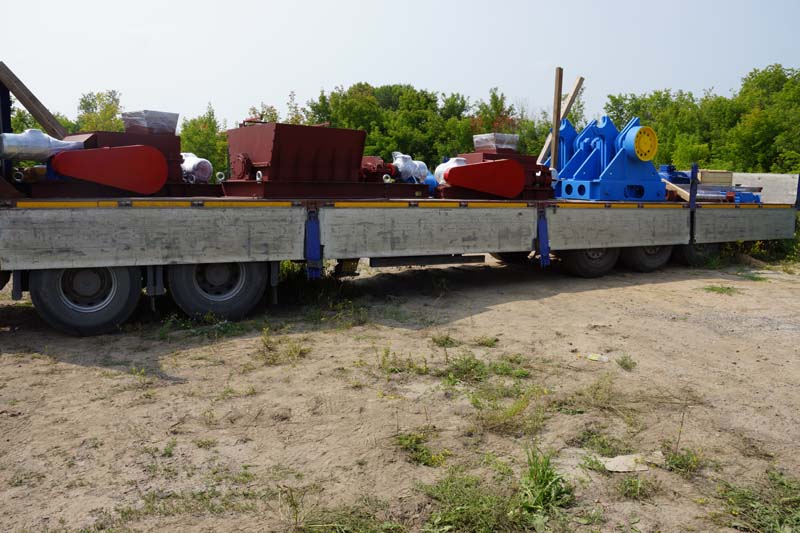 Loading equipment for the clay preparation